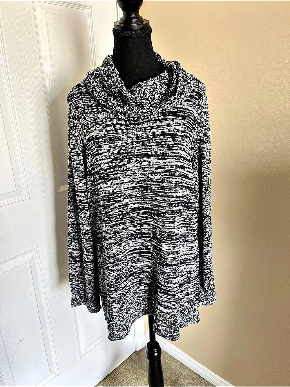 cleo Cowl Neck Sweater in Black & White XL NWT